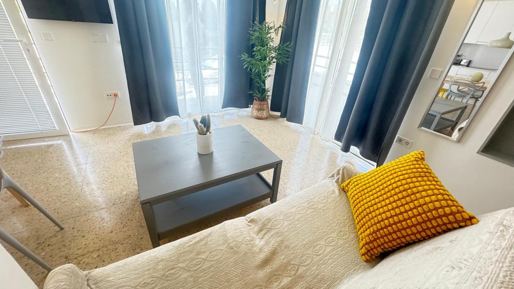 Estudio Con Piscina Αλικάντε Εξωτερικό φωτογραφία